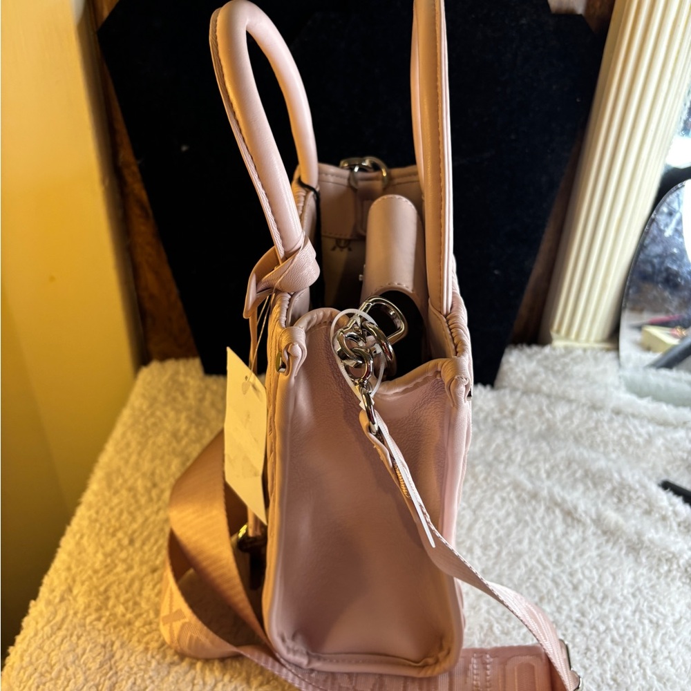 Steve Madden Blush Light Pink Textured Quilted Crossbody Bag NWT - Picture 8 of 10